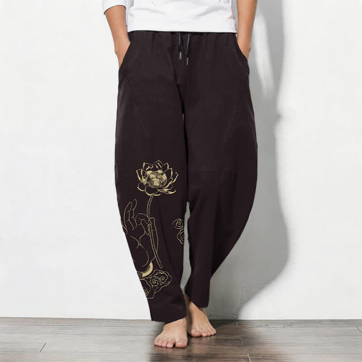 Buddha Stones Pantaloni da uomo affusolati in puro cotone con motivo a nuvole di loto dorate e coulisse, con tasche. - Marrone sella - US/UK/AU50, EU60 (5XL) - image 7