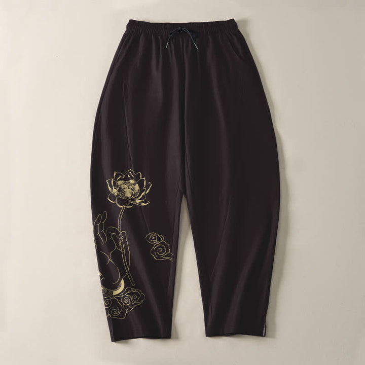 Buddha Stones Pantaloni da uomo affusolati in puro cotone con motivo a nuvole di loto dorate e coulisse, con tasche. - image 9