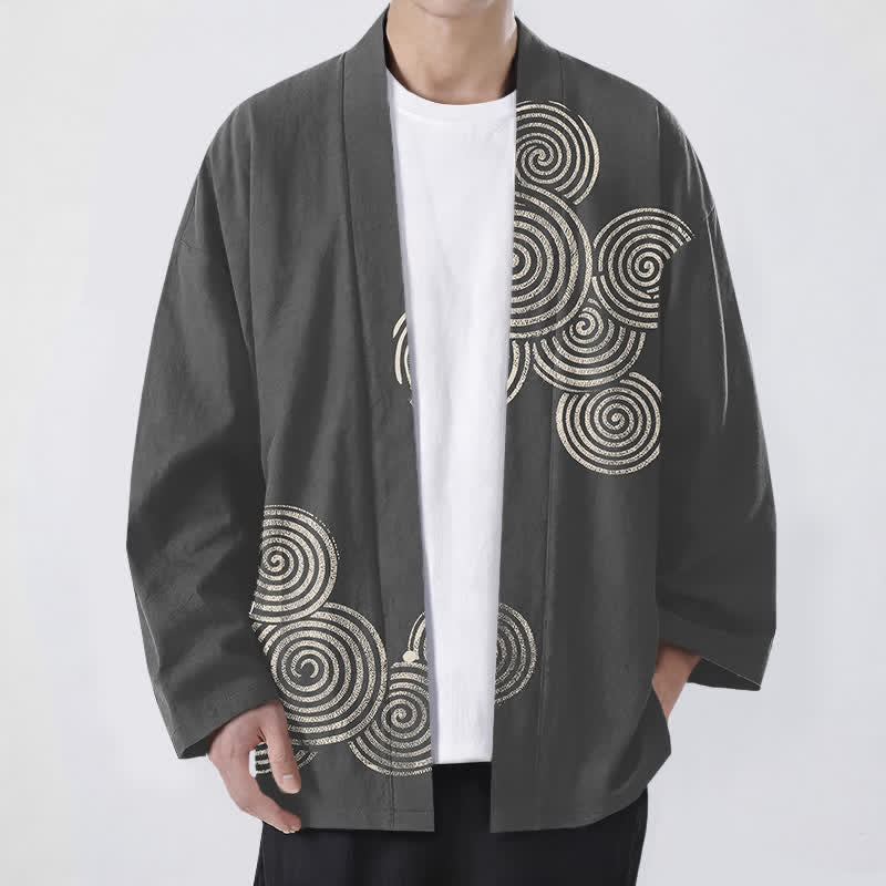 Buddha Stones Kimono da uomo in cotone con motivo a spirale concentrica e apertura frontale. - Grigio tenue - US/UK/AU48, EU58 (4XL) - image 9