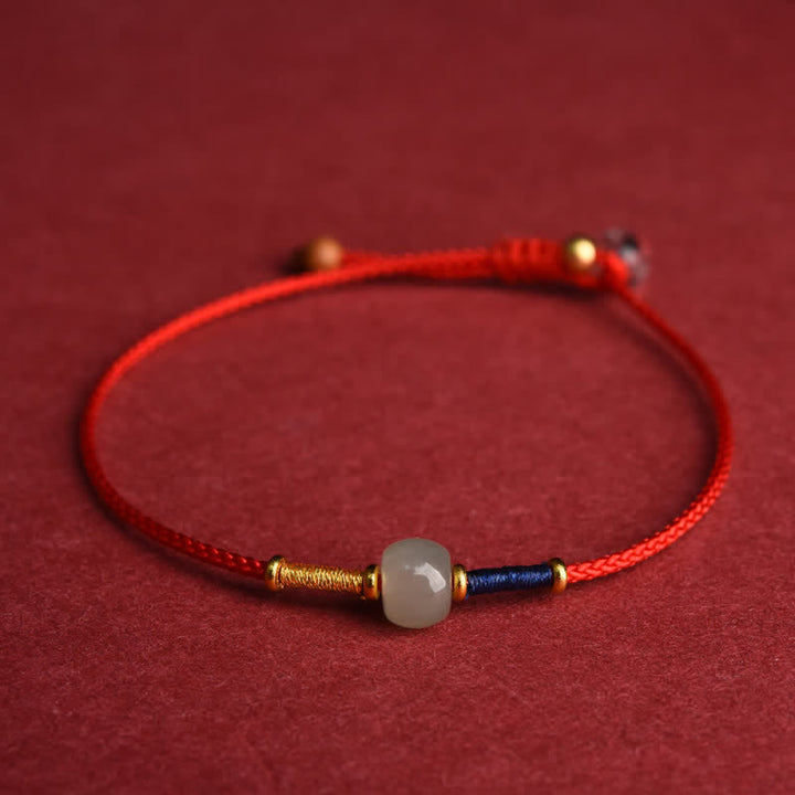 Buddha Stones Cavigliera regolabile con perline rotonde di giada e cordino rosso. - Braccialetto rosso (15-21 cm) - image 2