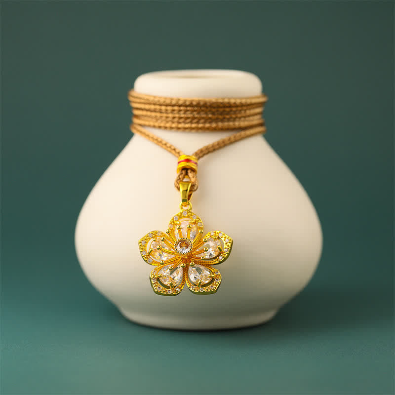 Buddha Stones Collana con ciondolo a forma di fiore di pruno in ottone placcato oro con connessione armonica - image 3