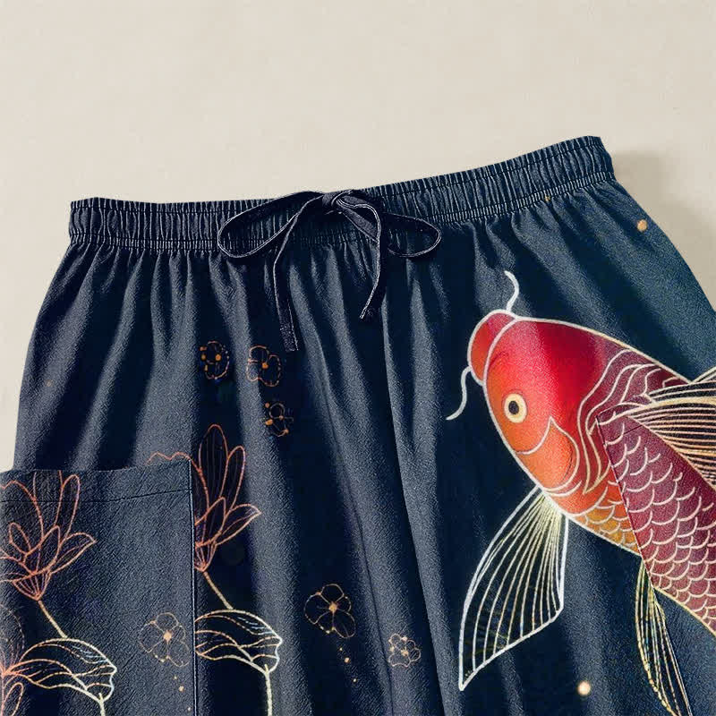Buddha Stones Pantaloni harem da donna in cotone con elastico in vita e motivo di carpe koi e fiori di loto, con tasche laterali. - image 5