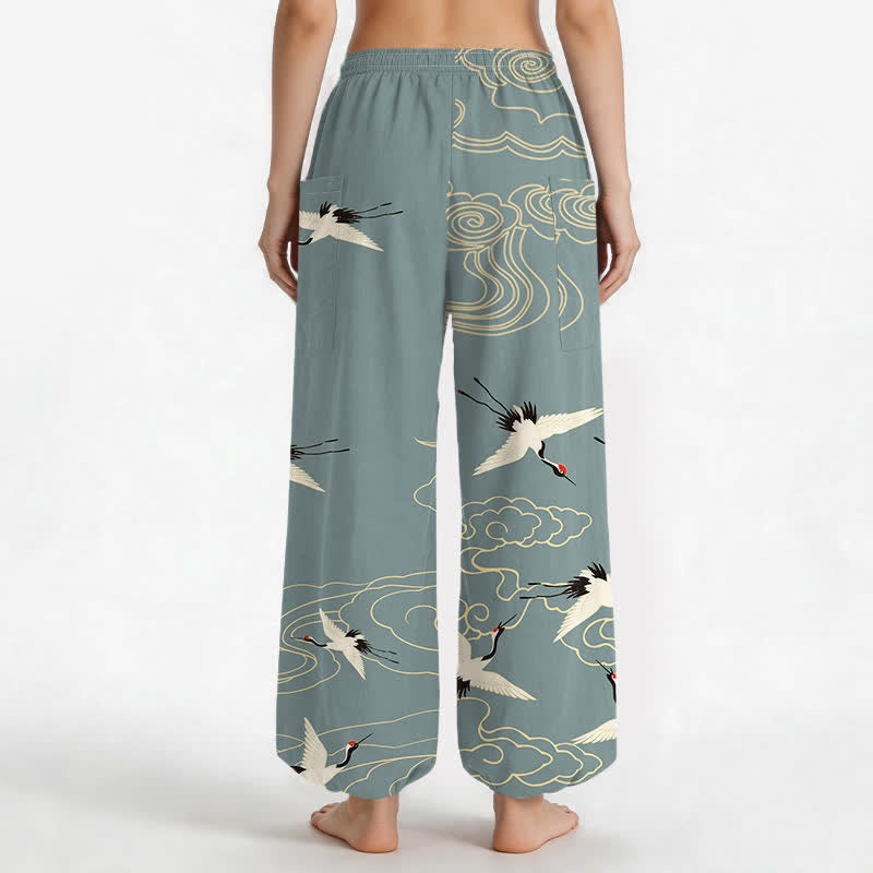 Buddha Stones Pantaloni harem da donna in cotone con elastico in vita e tasche laterali, fantasia orientale bianca con gru e nuvole. - image 2