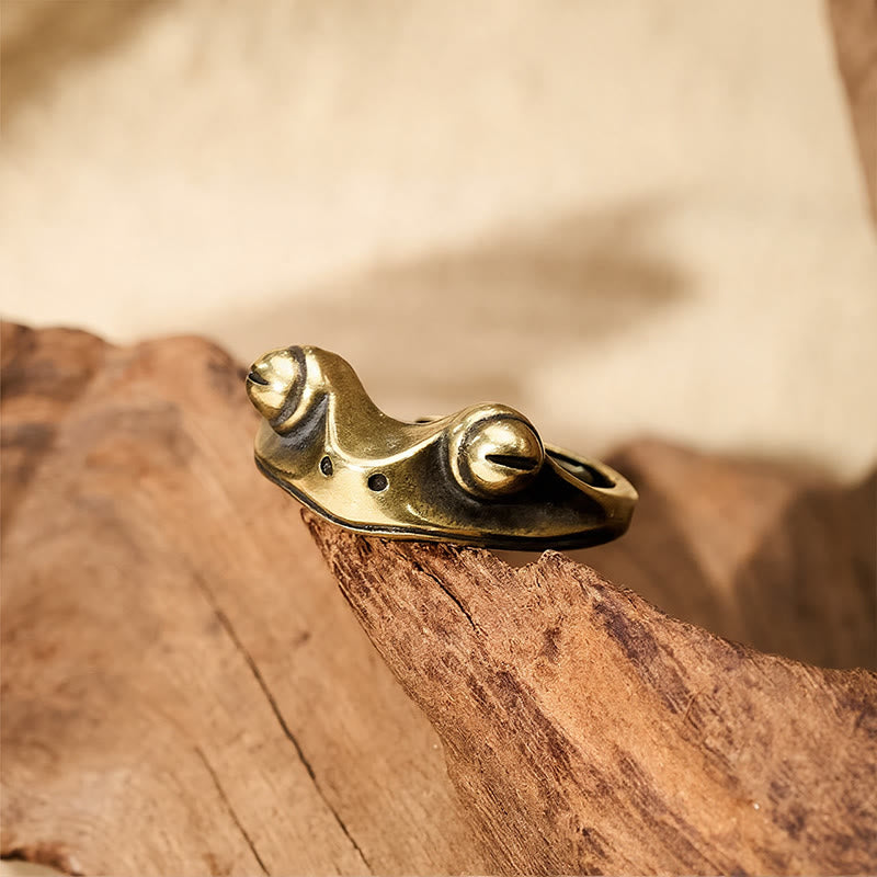 Buddha Stones Anello regolabile vintage in ottone Feng Shui a forma di rana, simbolo di prosperità. - image 1