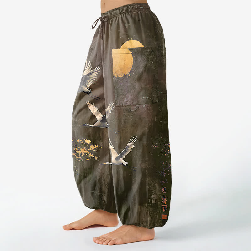 Buddha Stones Pantaloni harem da donna in cotone con motivo orientale di gru e luna, vita elasticizzata e tasche laterali. - image 11