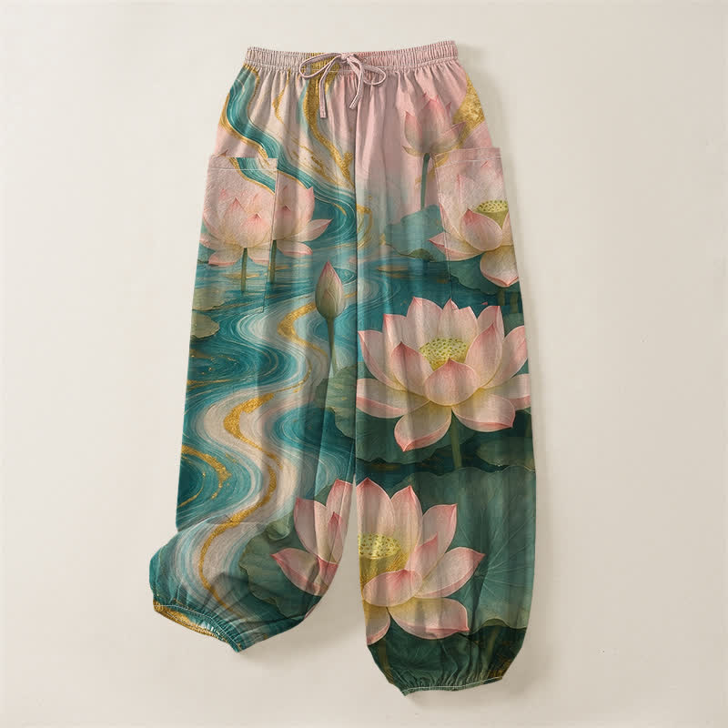 Buddha Stones Pantaloni harem da donna in cotone con stampa effetto loto e lavaggio a inchiostro, con elastico in vita e tasche laterali. - image 3