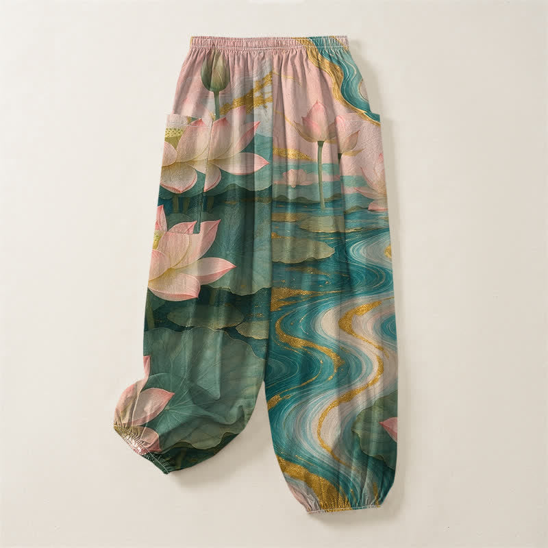 Buddha Stones Pantaloni harem da donna in cotone con stampa effetto loto e lavaggio a inchiostro, con elastico in vita e tasche laterali. - image 4