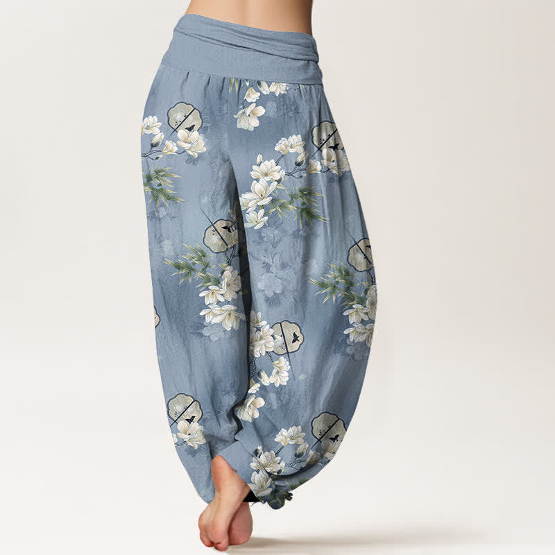 Buddha Stones Pantaloni harem da donna con elastico in vita e fantasia a foglie di fiori bianchi, modello Cotton Fans. - image 2