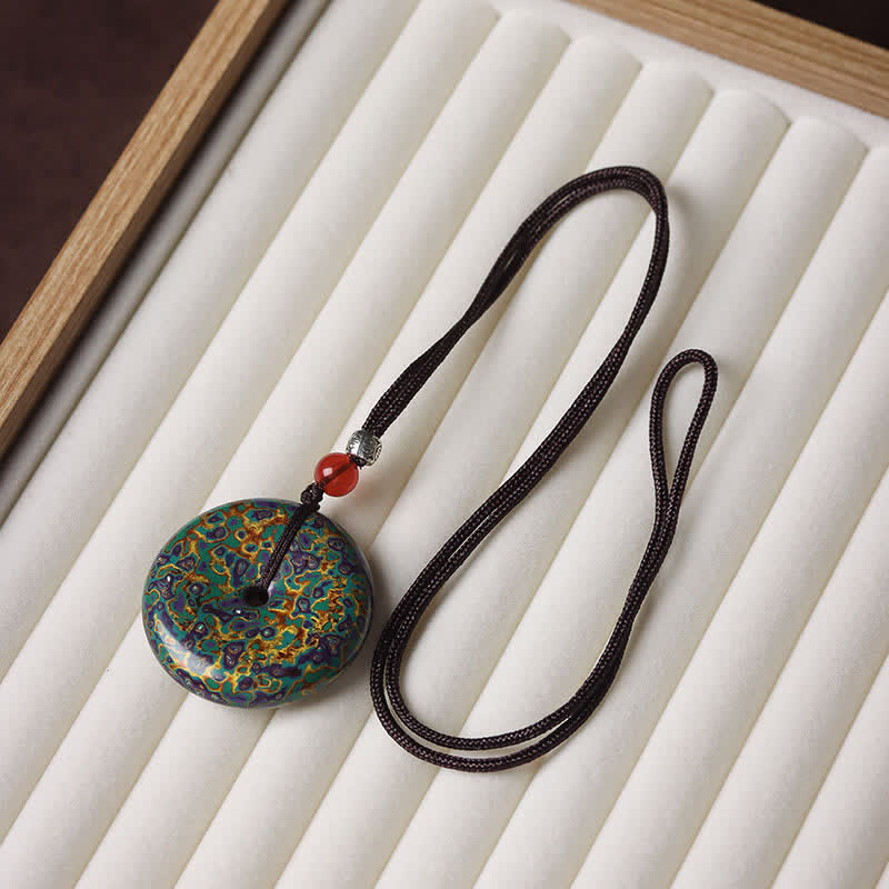 Buddha Stones Collana con ciondolo a forma di fibbia della pace e cordino intrecciato - Schema di colori verde con motivo casuale - image 6