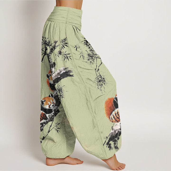 Buddha Stones Pantaloni harem da donna in cotone con stampa panda rosso e motivo bambù, con elastico in vita. - image 6