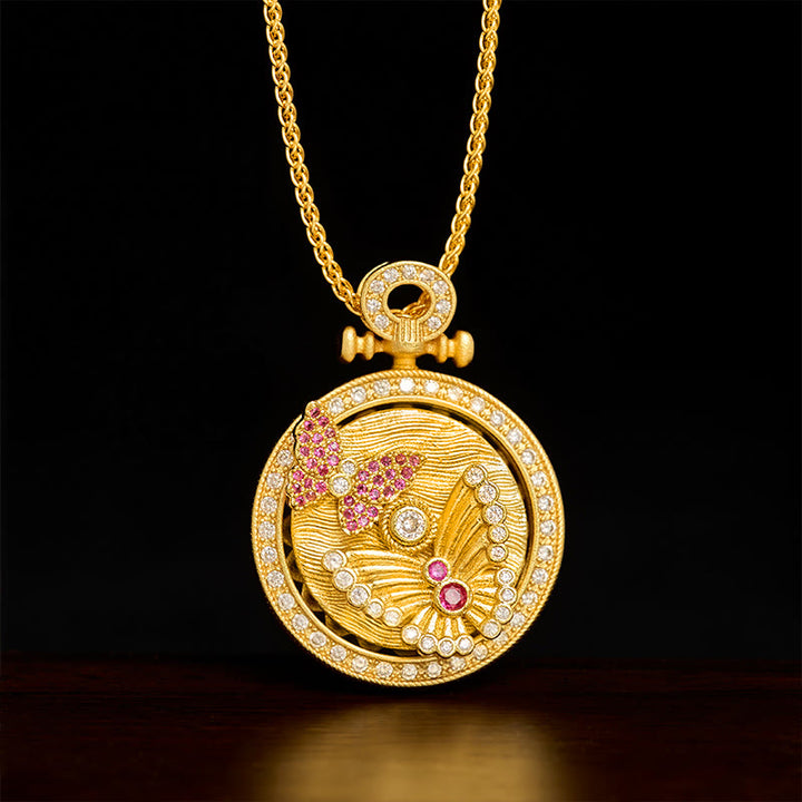 Buddha Stones Collana con ciondolo rotondo girevole a forma di farfalla trasformabile in rame placcato oro. - Farfalla - image 0