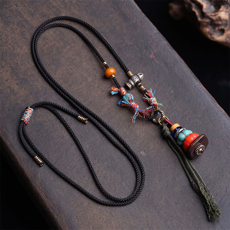 Buddha Stones Collana con nappa e design a cumulo di pietre Mani tibetane LiuLi, con pietre di radicamento. - image 1