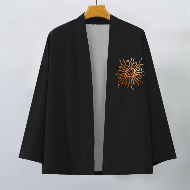 Buddha Stones Kimono da uomo in cotone con motivo a raggiera dorata e apertura frontale. - image 1