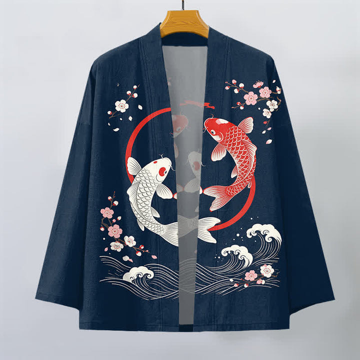 Buddha Stones Kimono da uomo in cotone con motivo a onde di ciliegi e koi gemelli, aperto sul davanti. - image 1