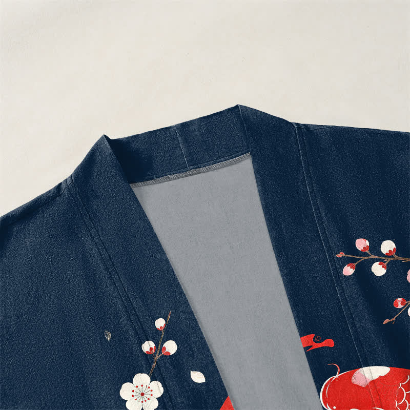 Buddha Stones Kimono da uomo in cotone con motivo a onde di ciliegi e koi gemelli, aperto sul davanti. - image 3