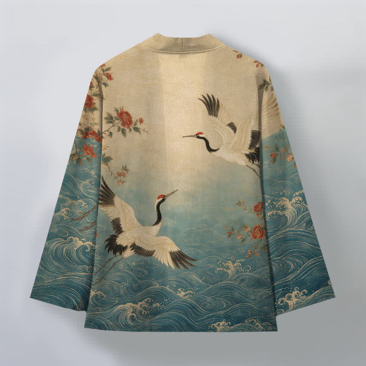 Buddha Stones Kimono da uomo in cotone bianco con motivo floreale a onde e gru, aperto sul davanti. - image 2