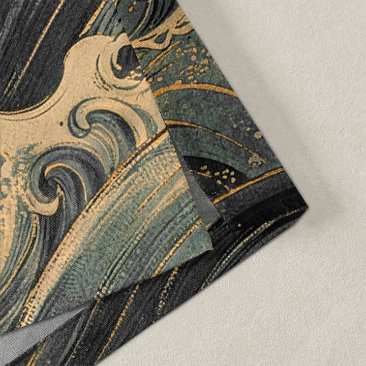 Buddha Stones Kimono da uomo in cotone con motivo a onde dorate e stampa gru, aperto sul davanti. - image 4