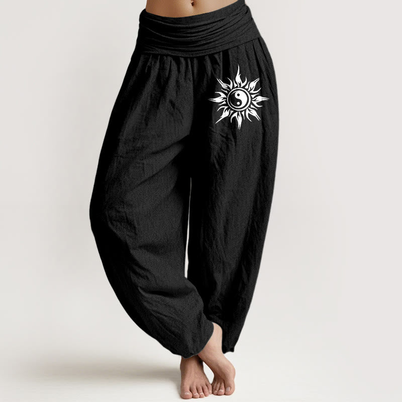 Buddha Stones Pantaloni harem da donna in puro cotone con motivo Yin Yang e sole, con elastico in vita. - Nero - US16, UK/AU20, EU48 (3XL) - image 0