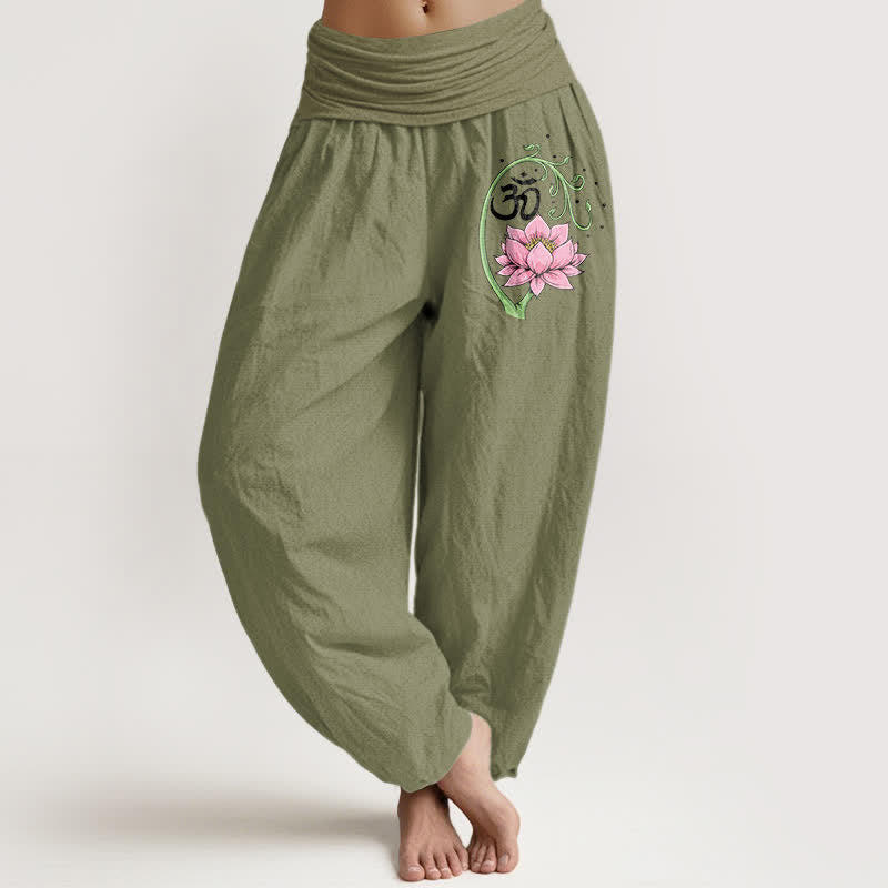 Buddha Stones Pantaloni harem da donna in puro cotone con motivo a vite di loto e simbolo Om, con elastico in vita. - Verde oliva - US16, UK/AU20, EU48 (3XL) - image 14