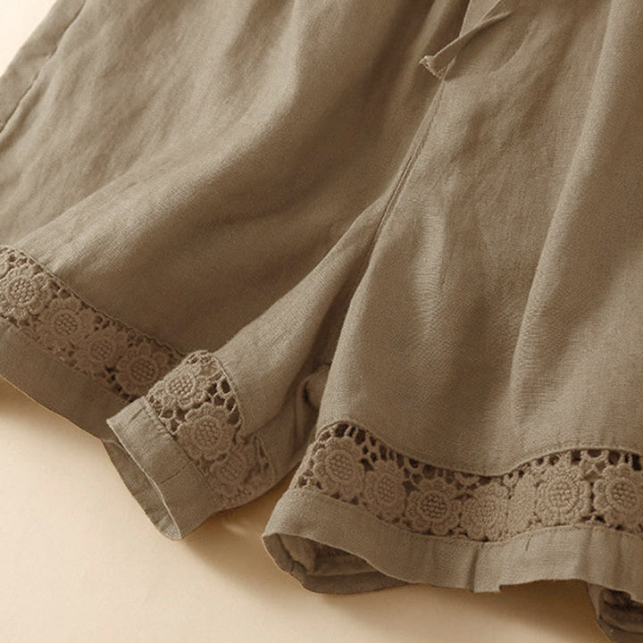 Pantaloncini da donna in cotone con lacci e tasche, modello Buddha Stones, tinta unita, con fondo in pizzo cavo - image 13