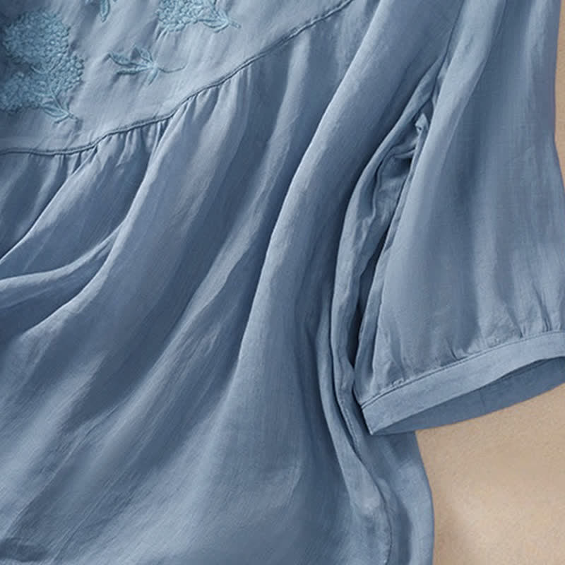 Camicia da donna a maniche corte con scollo rotondo e ricamo floreale "Buddha Stones". - image 5