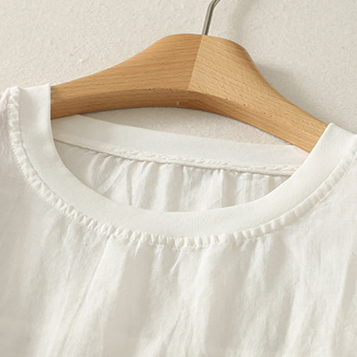 T-shirt da donna a maniche corte con ricamo a cuore rosso Buddha Stones. - image 5
