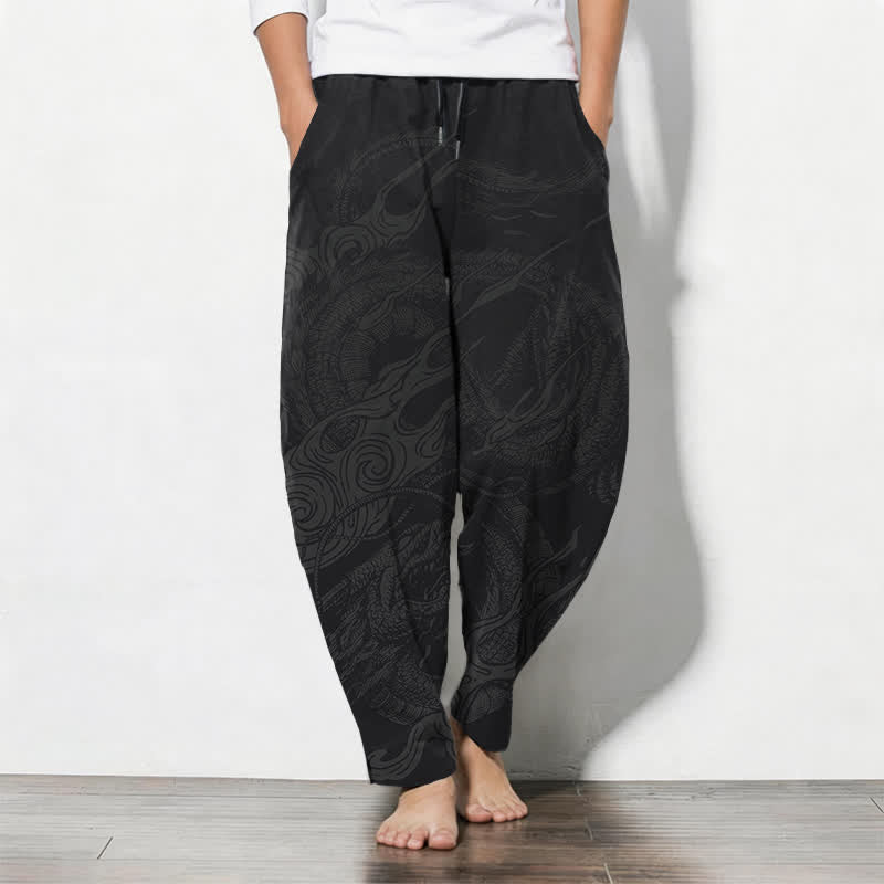 Buddha Stones Pantaloni da uomo affusolati con coulisse e tasche, in puro cotone, con motivo a onde del drago mistico. - Nero - US/UK/AU50, EU60 (5XL) - image 0