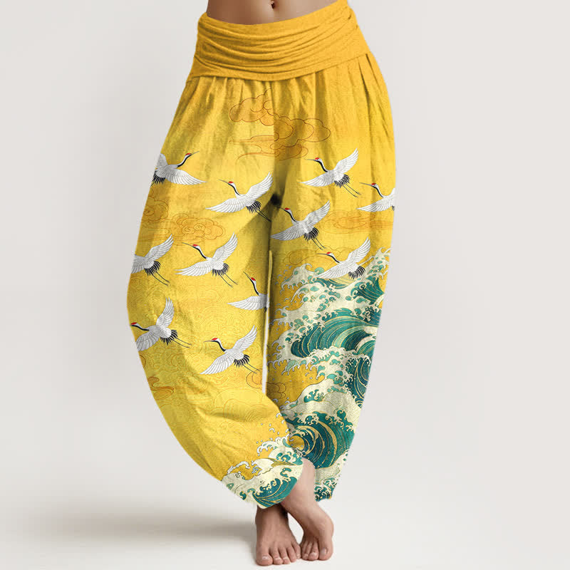 Buddha Stones Pantaloni harem da donna in cotone bianco con motivo a onde marine e gru, con elastico in vita. - Oro - US16, UK/AU20, EU48 (3XL) - image 0