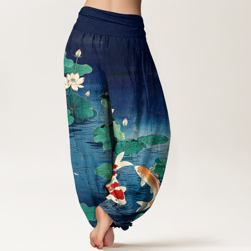Buddha Stones Pantaloni harem da donna in cotone con motivo a loto e carpe koi in fiore, con elastico in vita. - image 1