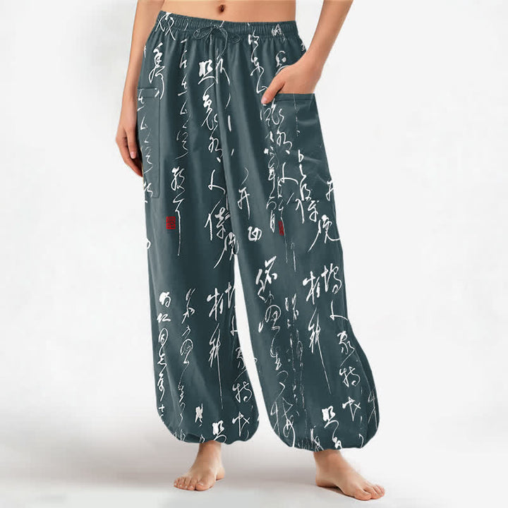 Buddha Stones Pantaloni harem da donna in cotone con motivo calligrafico zen, elastico in vita e tasche laterali. - Cadetto Blu - US16, UK/AU20, EU48 (3XL) - image 10