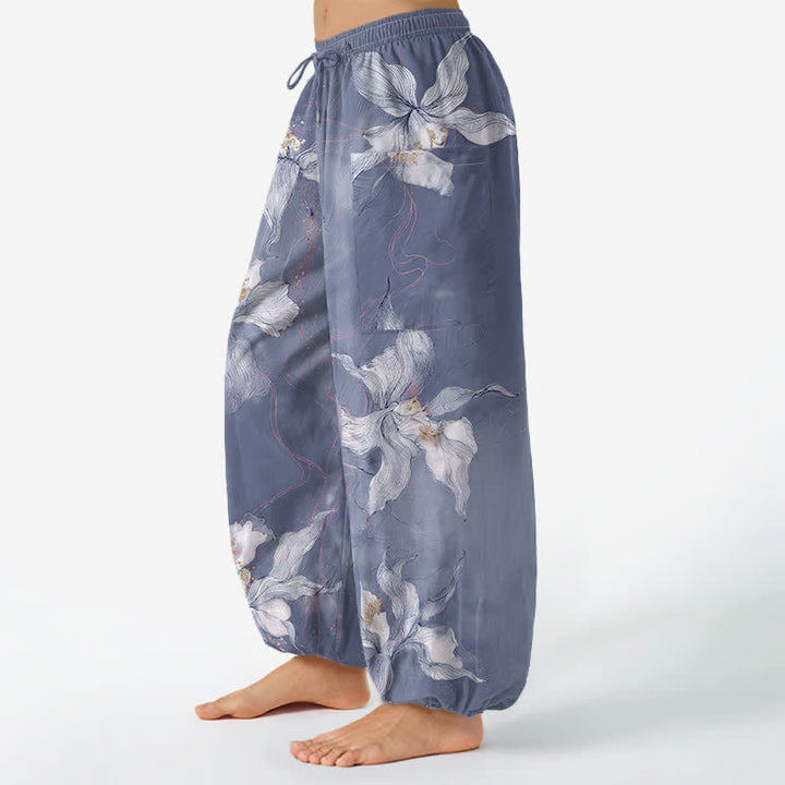 Buddha Stones Pantaloni harem da donna in cotone vintage bianco con fantasia floreale e vita elasticizzata, con tasche laterali. - image 8