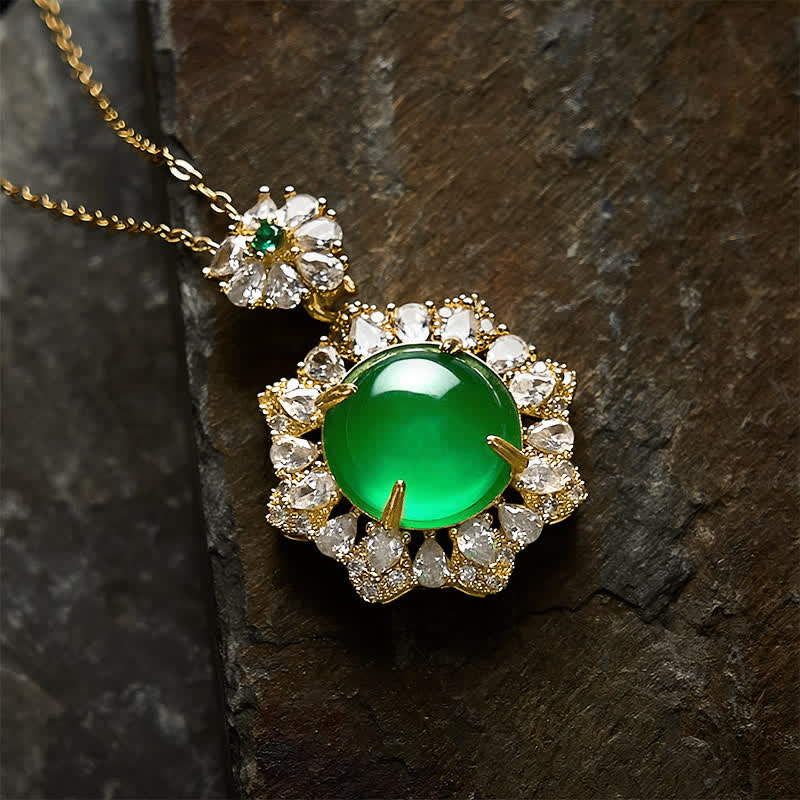 Buddha Stones Collana con pendente rotondo in giada verde e simbolo di abbondanza - Giada (Fortuna♥Protezione) - image 0