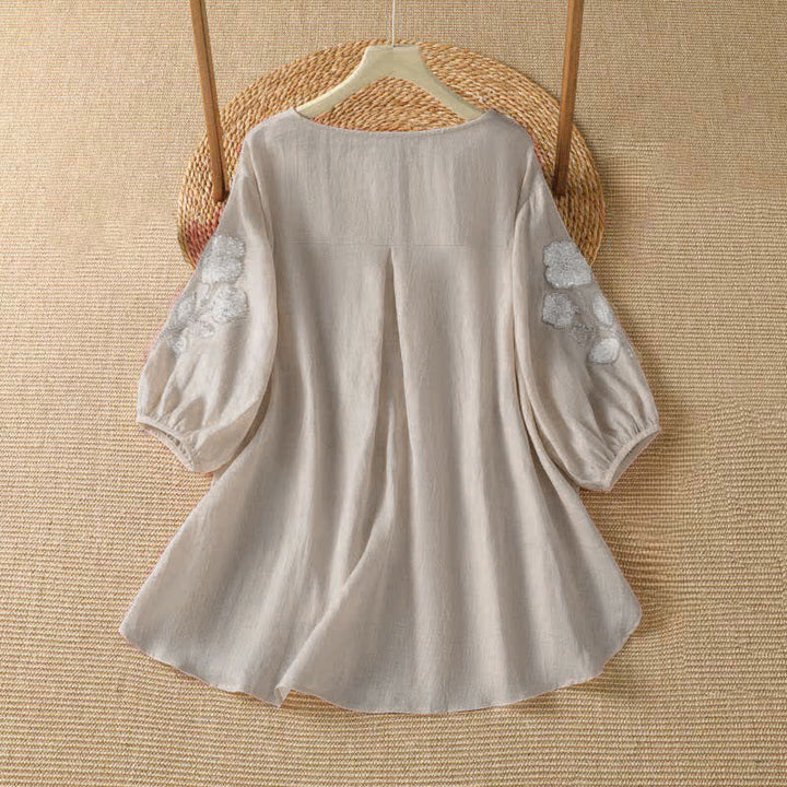 Buddha Stones T-shirt da donna a maniche lunghe, elegante e casual, con scollo rotondo e ricamo floreale bianco, ideale per l'estate. - image 1