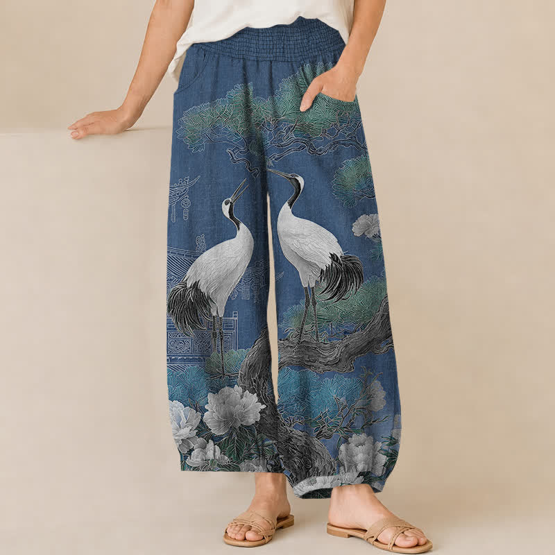 Buddha Stones Pantaloni harem da donna in cotone con motivo a gru orientale e fiori bianchi, plissettati e vita elasticizzata, con tasche. - SteelBlue - US16, UK/AU20, EU48 (3XL) - image 0