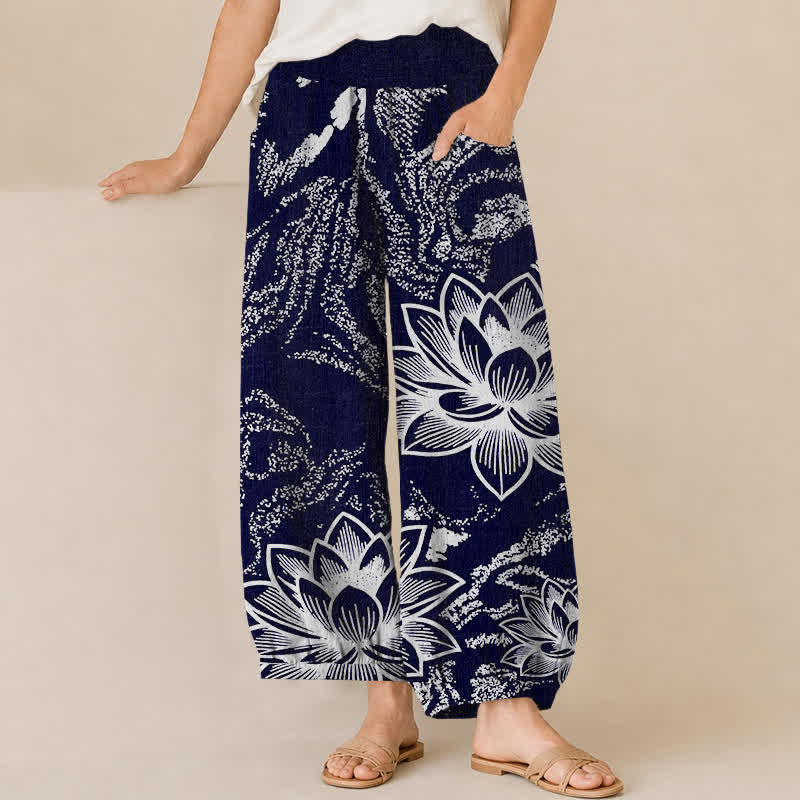 Buddha Stones Pantaloni harem da donna in cotone bianco con motivo floreale di loto, plissettati e vita elasticizzata, con tasche. - Marina - US16, UK/AU20, EU48 (3XL) - image 0