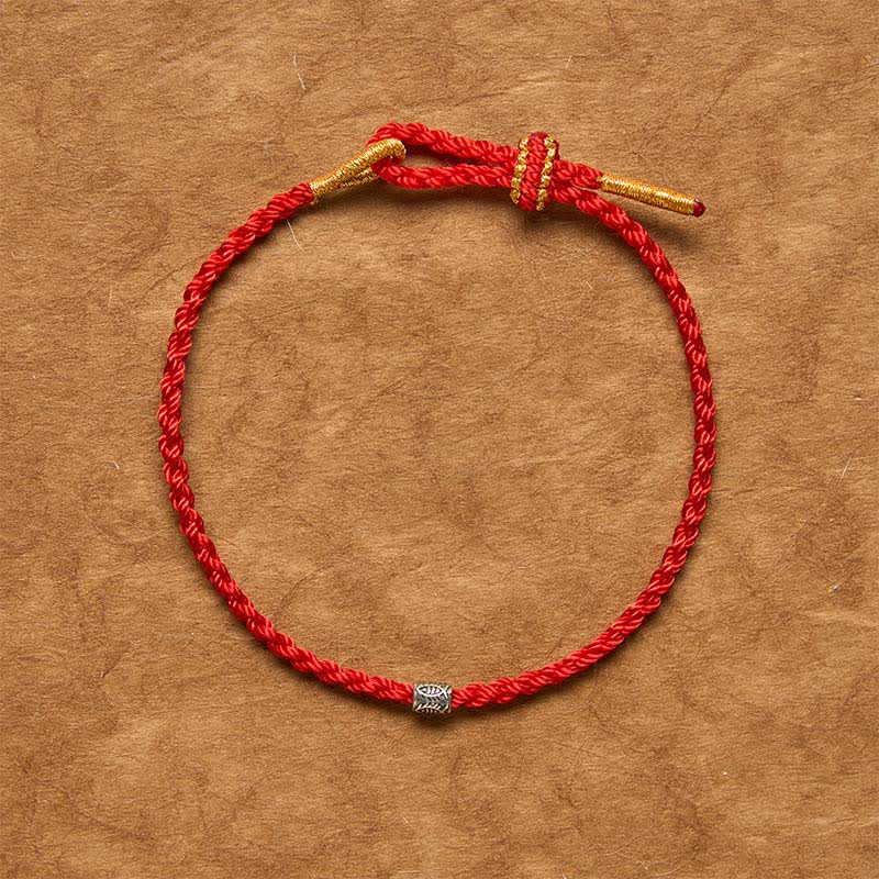 Buddha Stones Bracciale di protezione con carpa koi in argento sterling 925 con cordino rosso - image 1