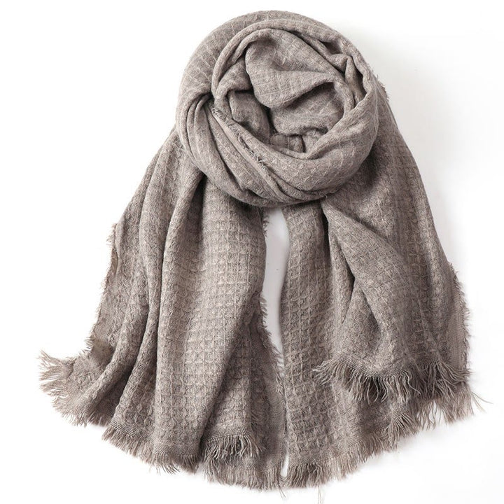 Sciarpa avvolgente da uomo con nappe e texture effetto Buddha Stones, ideale per autunno/inverno. - Grano - image 6