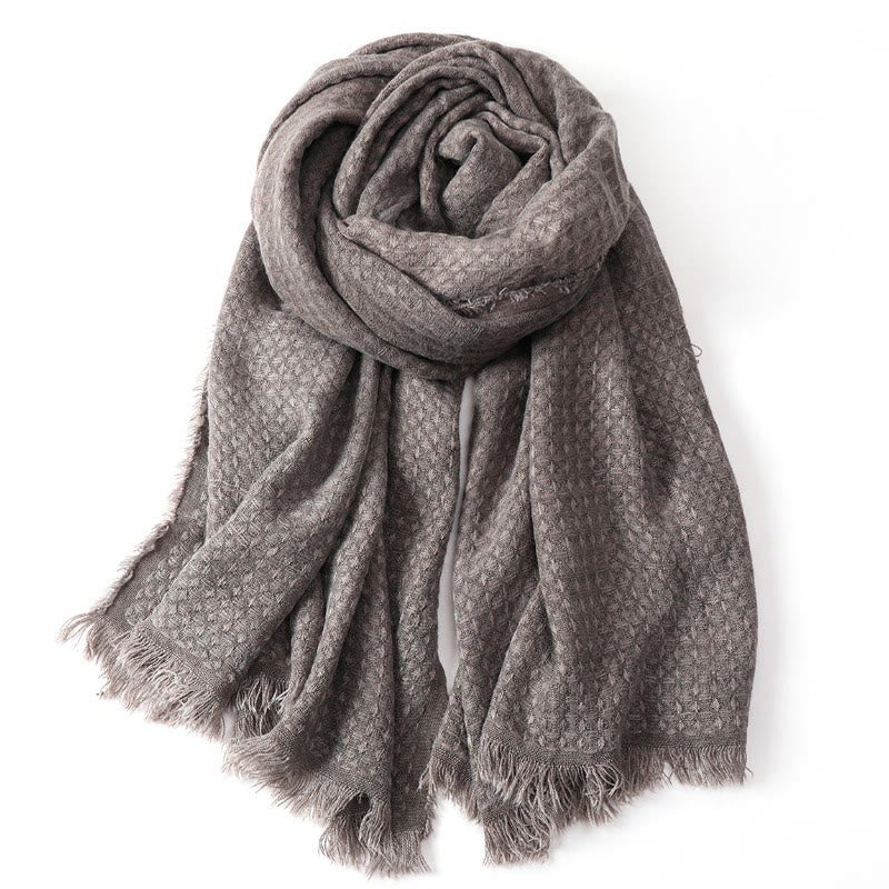 Sciarpa avvolgente da uomo con nappe e texture effetto Buddha Stones, ideale per autunno/inverno. - Tan - image 10