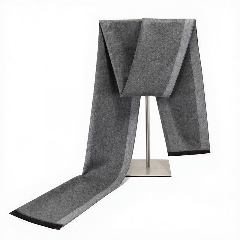Sciarpa da uomo avvolgente con nappe e motivo a righe urbane, ideale per l'autunno e l'inverno, con motivo Buddha Stones. - Grigio chiaro - image 19