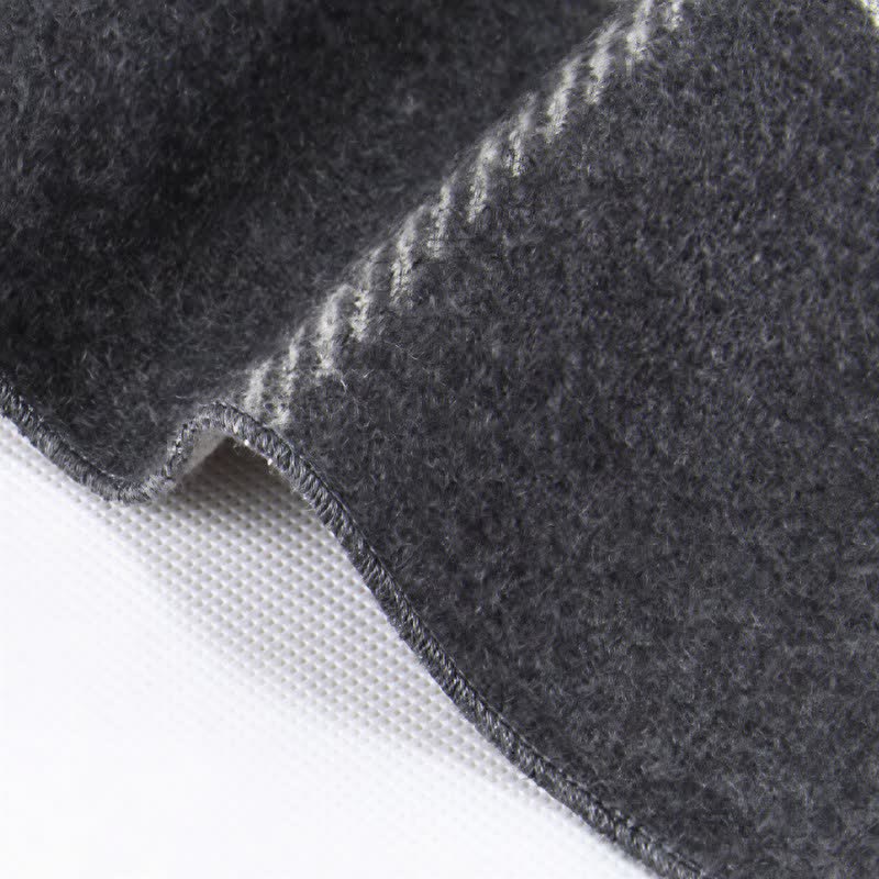Sciarpa da uomo avvolgente con nappe e motivo a righe urbane, ideale per l'autunno e l'inverno, con motivo Buddha Stones. - image 18