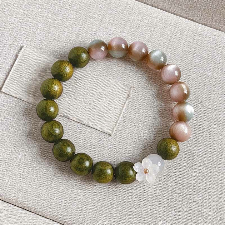 Buddha Stones Bracciale Serenity con ciondolo a forma di fiore occhio di gatto in legno di sandalo verde. - Perline rosa da 10 mm - image 8