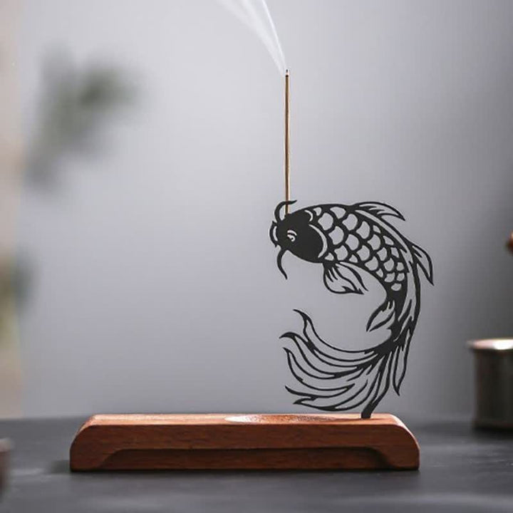Buddha Stones Bruciatore di incenso Zen con base in legno a forma di carpa koi. - Testa di carpa koi con base lunga - image 11