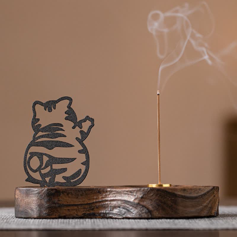 Buddha Stones Lampadario vintage a forma di gatto in ferro con base in legno, bruciatore di incenso per meditazione. - La schiena del gatto - image 1
