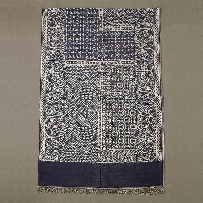 Sciarpa da uomo reversibile, accogliente, con motivo geometrico paisley e nappe, ispirata Buddha Stones, ideale per l'autunno e l'inverno. - image 7