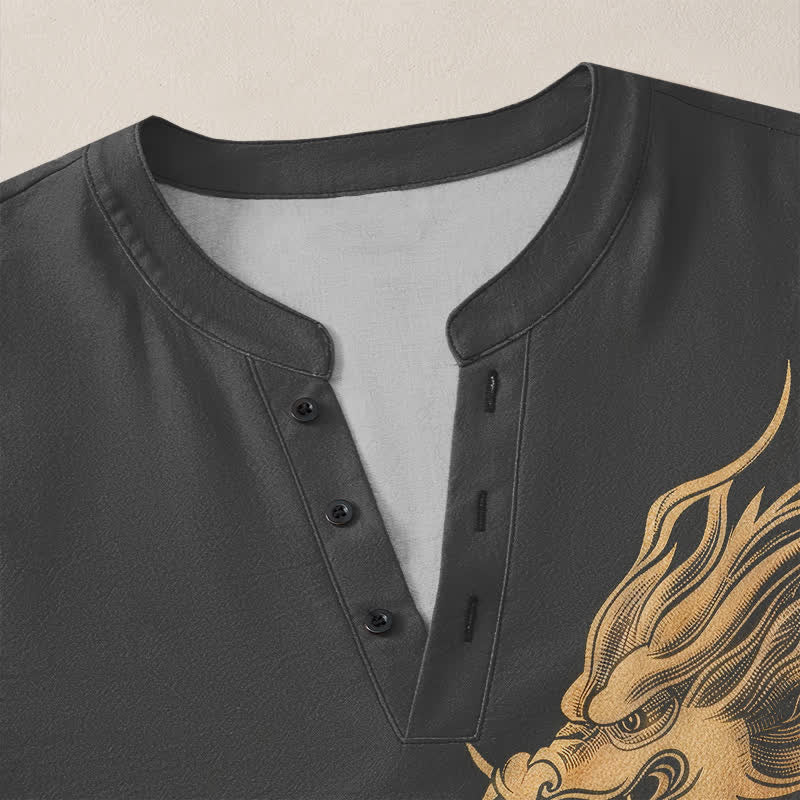 Buddha Stones Camicia da uomo a maniche lunghe con scollo a V e bottoni, in cotone con motivo a onde di drago dorato. - image 11