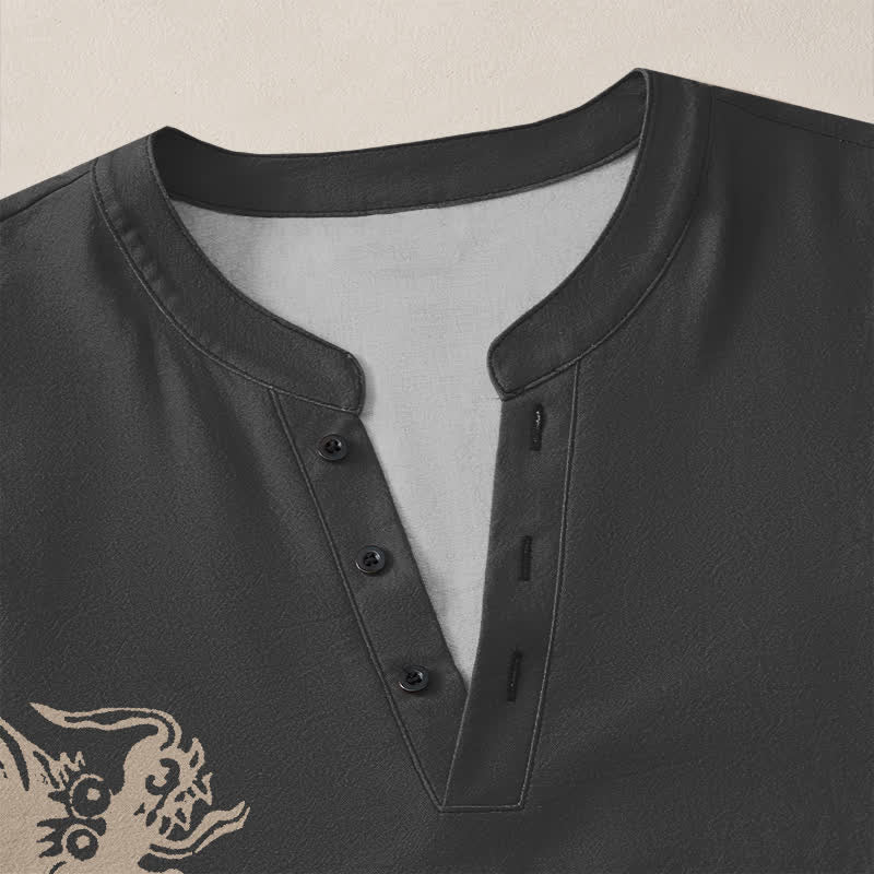 Buddha Stones Camicia da uomo a maniche lunghe con scollo a V e bottoni, in cotone, con motivo drago e foca. - image 18