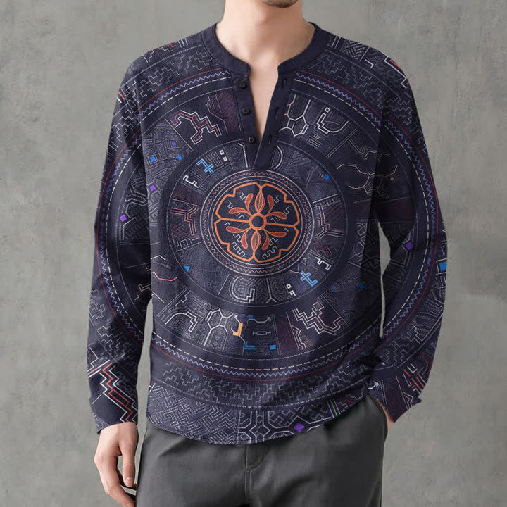 Buddha Stones Camicia da uomo a maniche lunghe con scollo a V e bottoni, in cotone, con motivo mandala tribale. - image 1