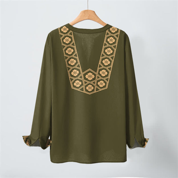 Buddha Stones Camicia da uomo a maniche lunghe con scollo a V e bottoni, in cotone, con motivo floreale etnico a griglia. - image 17