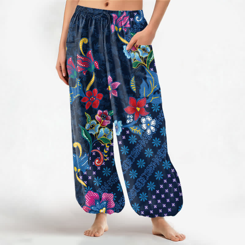 Buddha Stones Pantaloni harem da donna in cotone con elastico in vita e tasche laterali, fantasia geometrica etnica a fiori. - Marina - US16, UK/AU20, EU48 (3XL) - image 0
