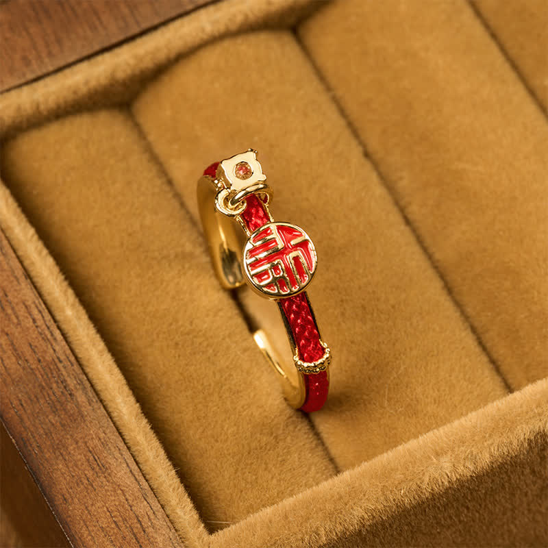 Buddha Stones Anello aperto rotondo con stringa rossa e personaggio Fu Fortuna - image 1